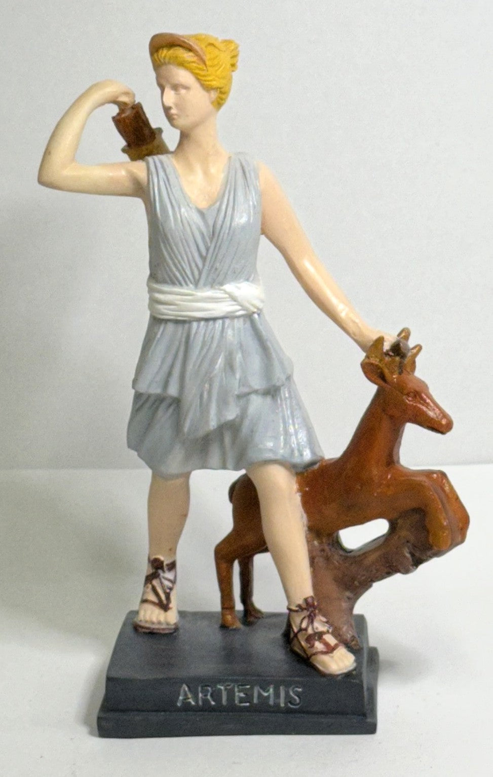 ART12 / 16 cm / 11,00€ / ARTEMIS