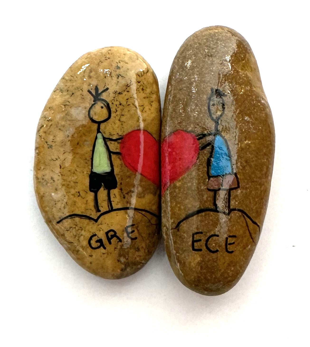 Couple keeping a heart