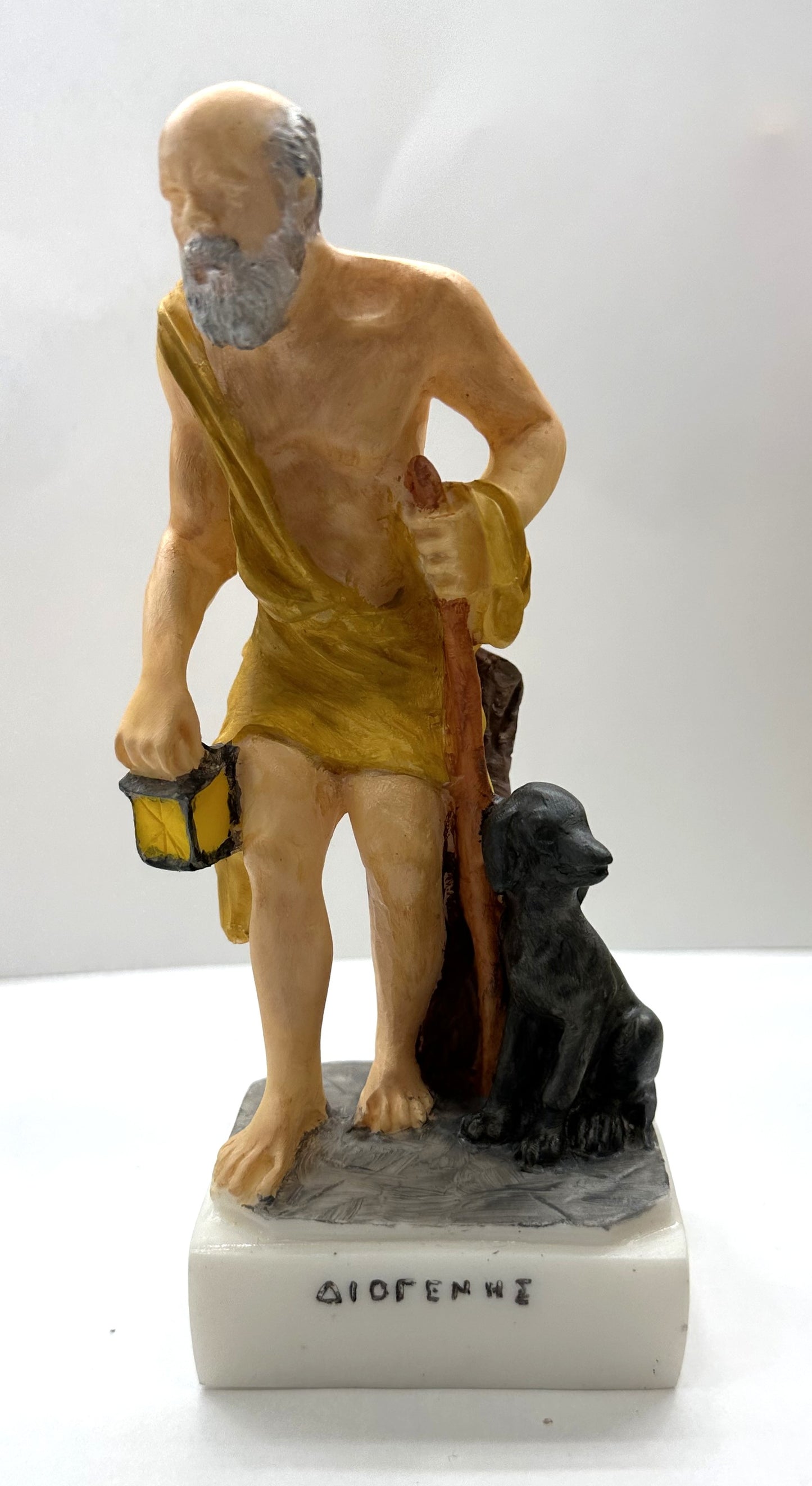 N211-16 / 16 cm / 10,00€ / DIOGENIS