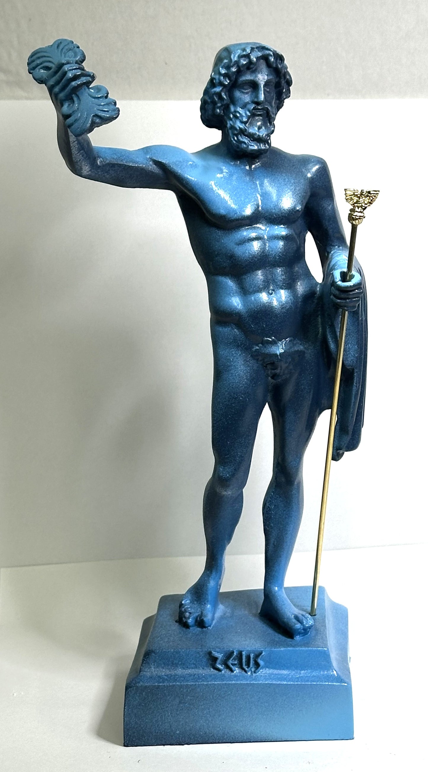 N626 / 22 cm / 12,00€ / ZEUS